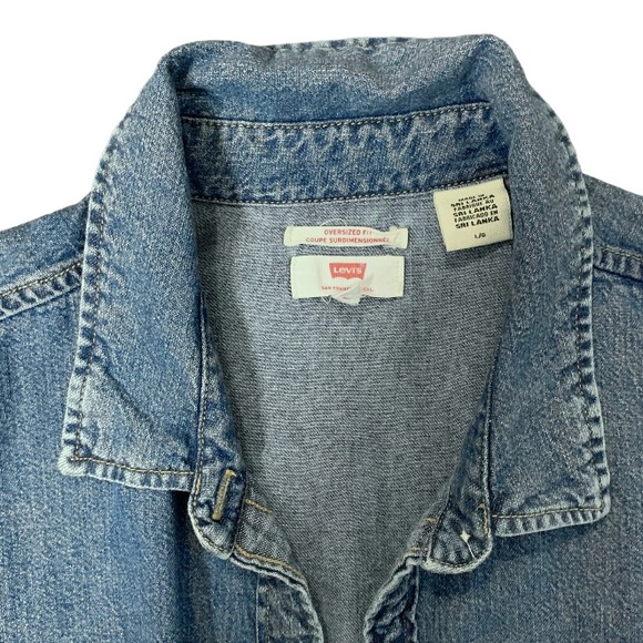 Levi’s Oversized Jacket - Picture 2 of 2